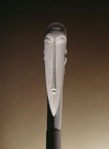 Escultura en forma de cariátide