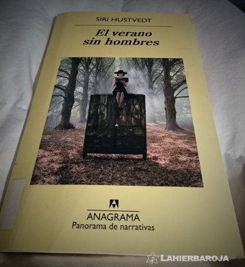 el-verano-sin-hombres-siri